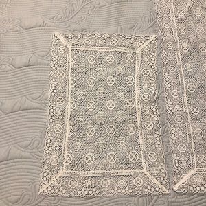 New vintage white lace table runner
